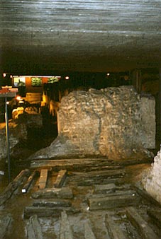 Preatorium walls
