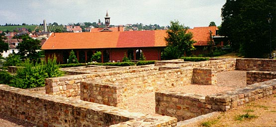 R&ouml;merhalle building, villa foundations in foreground