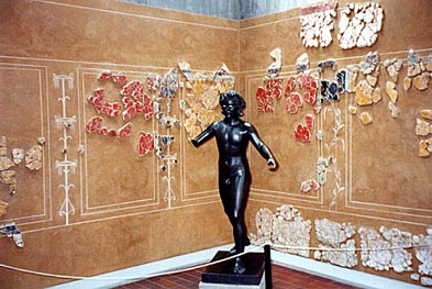 original of this Apollo statue is in Berlin