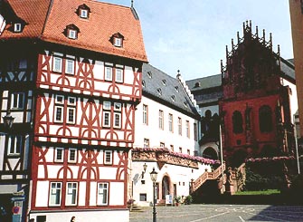 around the Stiftskirche