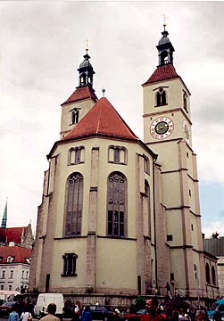 Neupfarrplatz (square)