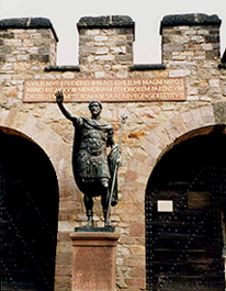 entrance to the fort, statue of Antoninus Pius